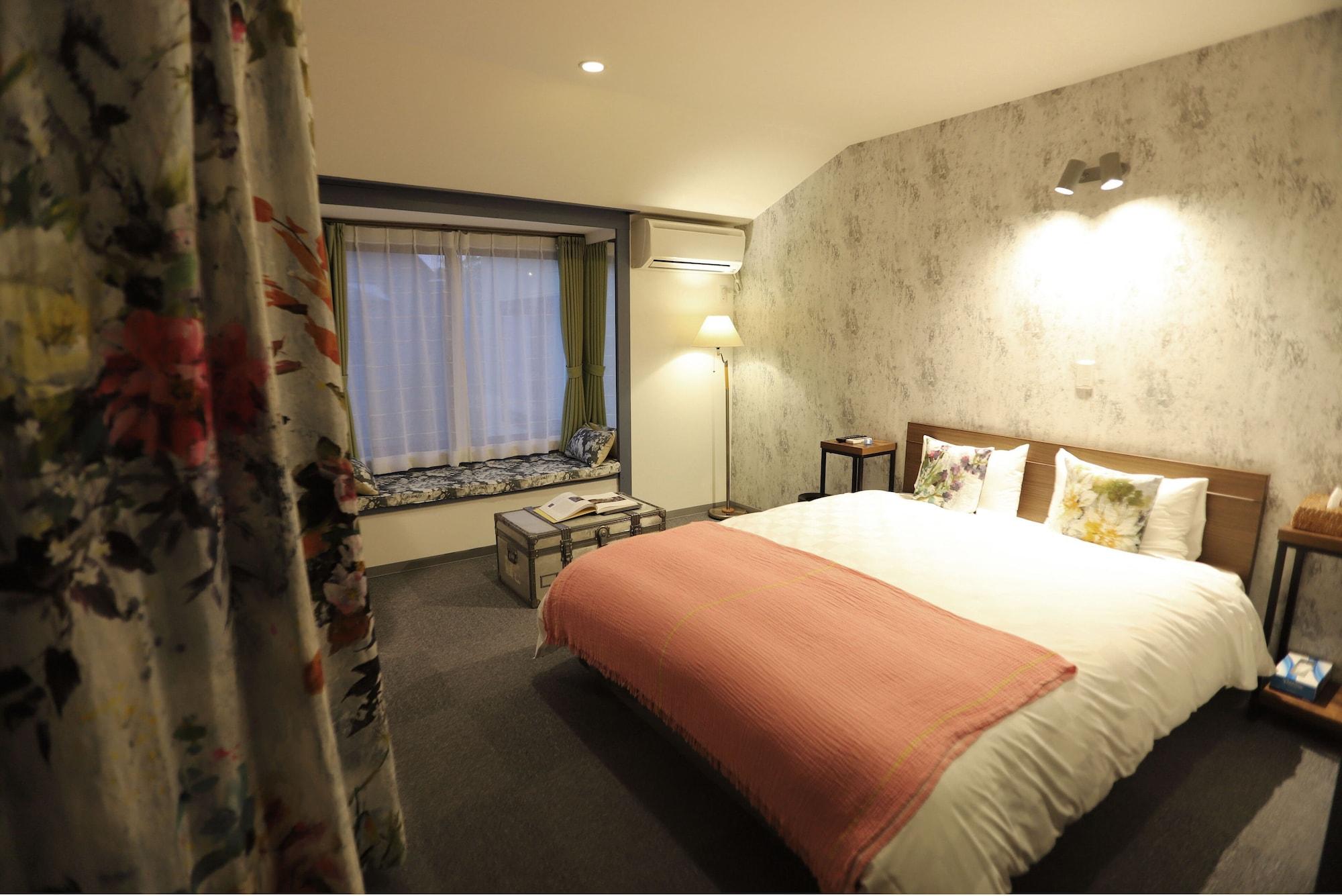 Hotel Wellies Karuizava Kültér fotó