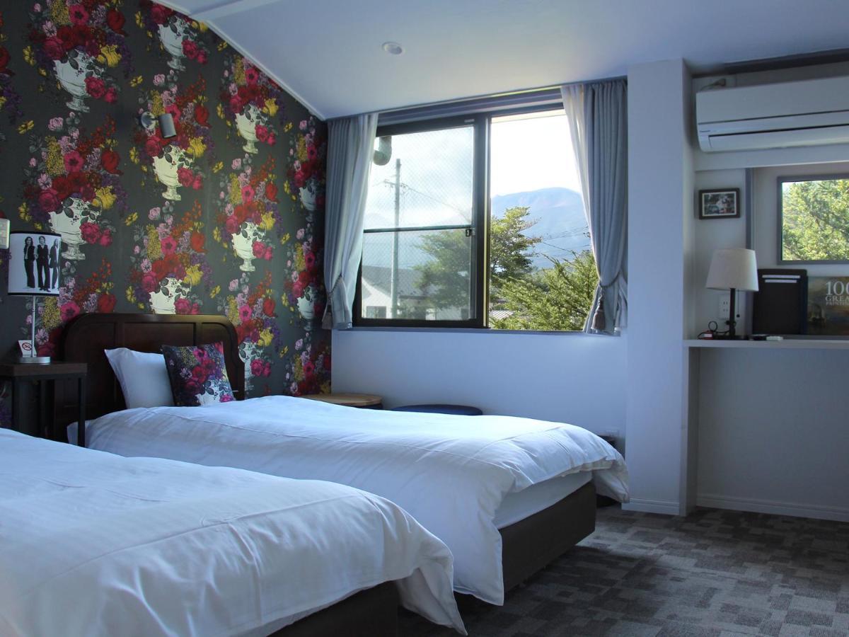Hotel Wellies Karuizava Kültér fotó